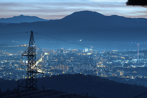 Како ВН, СН и НН каблови за напајање обезбеђују поуздану електричну дистрибуцију?